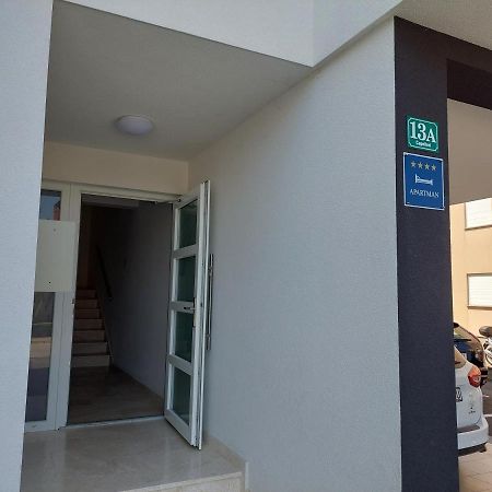 Valux Apartman Πούλα Εξωτερικό φωτογραφία