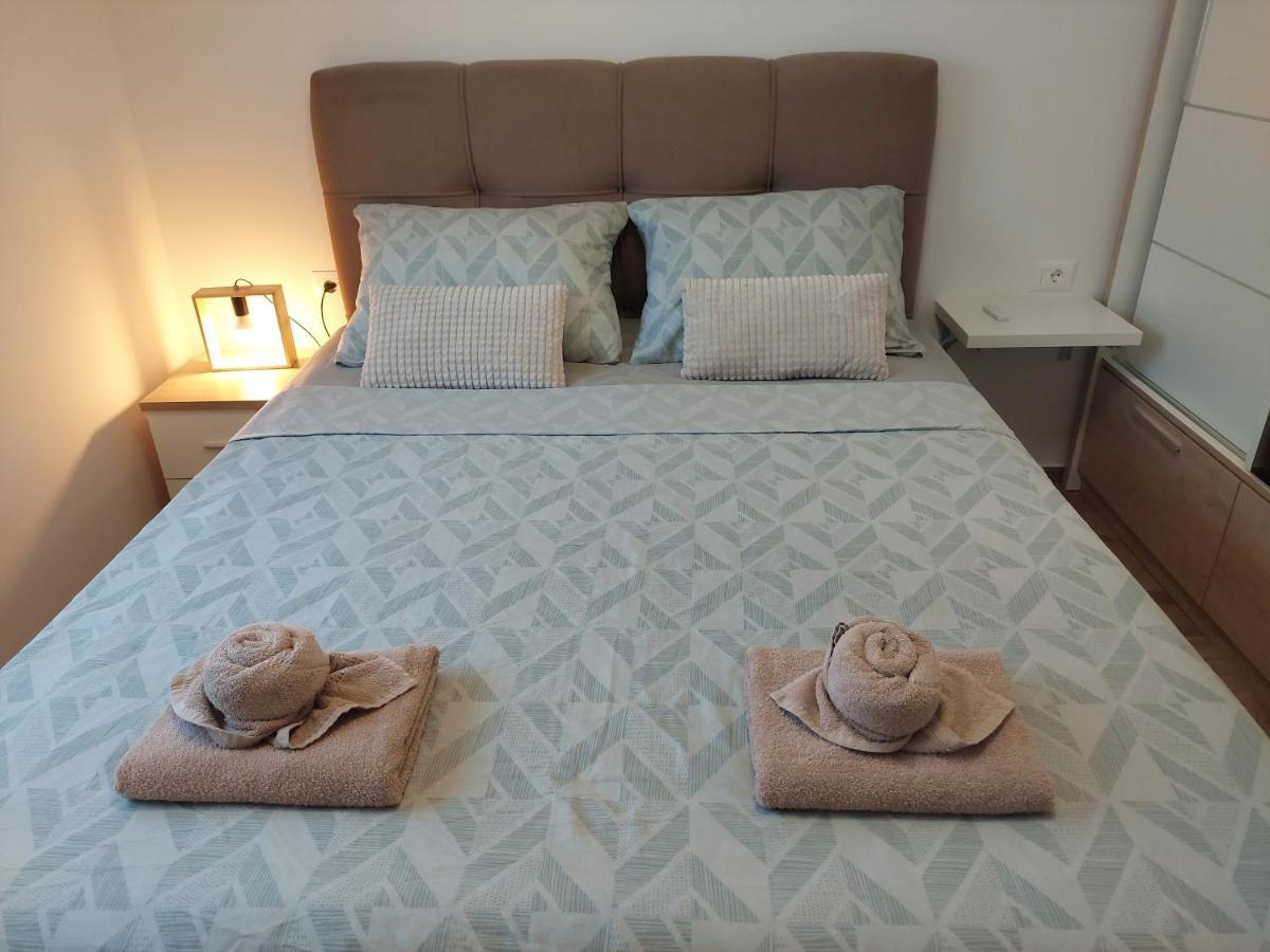 Valux Apartman Πούλα Εξωτερικό φωτογραφία