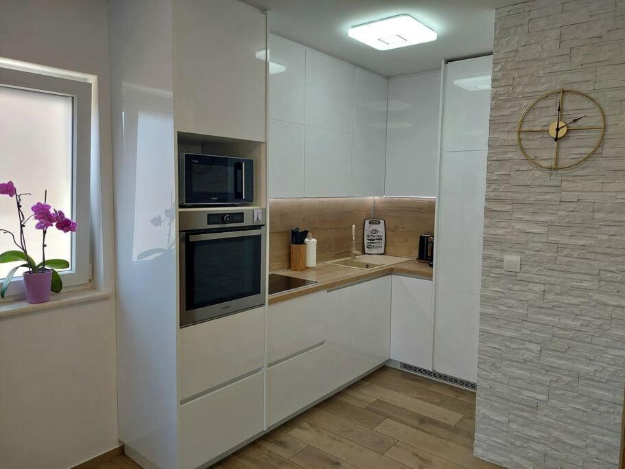 Valux Apartman Πούλα Εξωτερικό φωτογραφία